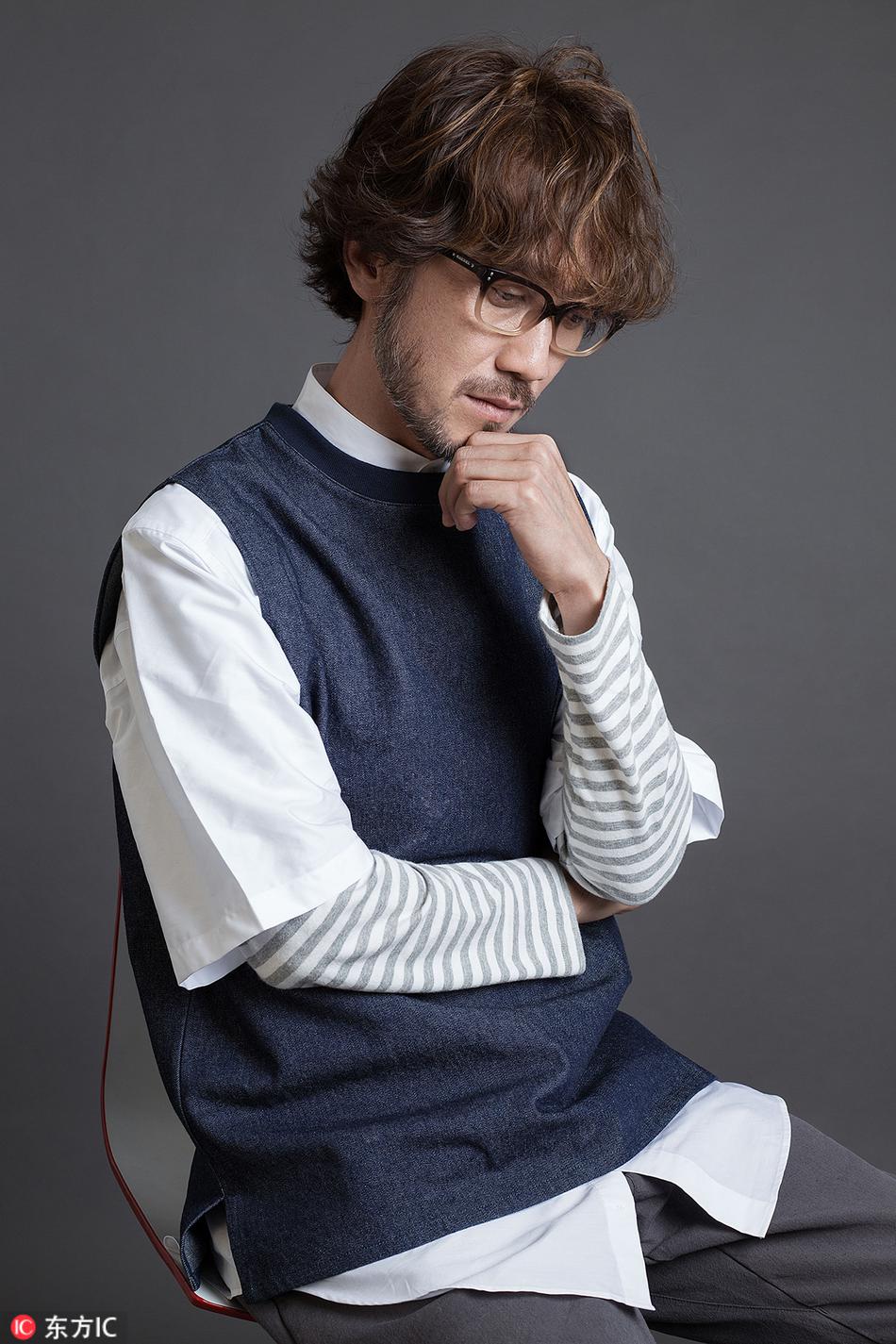  p>周传雄(steve chou),1969年6月7日生于台湾省台中市,祖籍湖北省