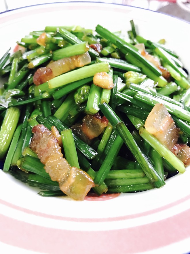 韭菜炒腊肉