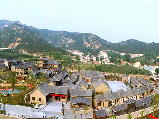  p data-id="gnwvq5upit">玲珑镇,隶属于山东省烟台市招远市,地处 a