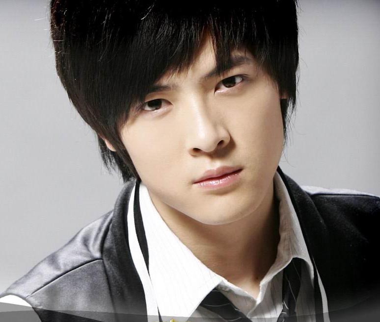  p>张冕,1987年8月28日出生于湖北省荆门市,中国内地男演员,2003进入