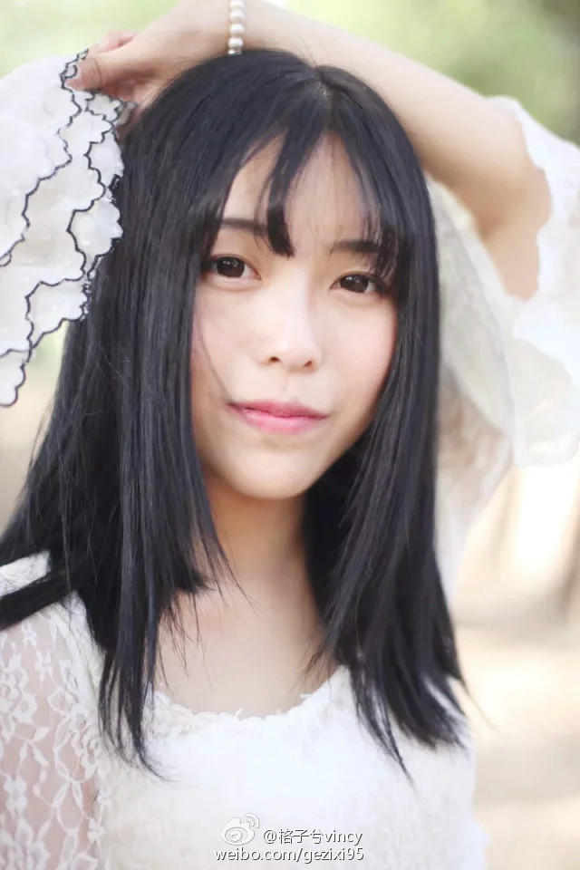  p data-id="gnwy0zzrlj">格子兮,本名陈文君,1995年7月16日出生于