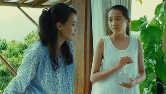 完成个人出道作品《 a target="_blank" href="/item/烟海沉浮