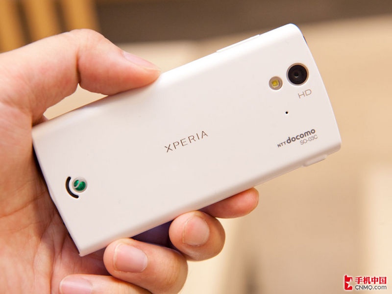 索尼爱立信 xperia ray st18i