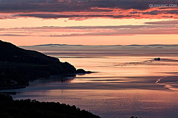  p>圣劳伦斯河(saint lawrence river),是 a target="_blank" href="