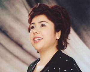 了许多不逊色于外国的美声歌唱家,如:廖昌永, 戴玉强, 范竞马 ,王霞