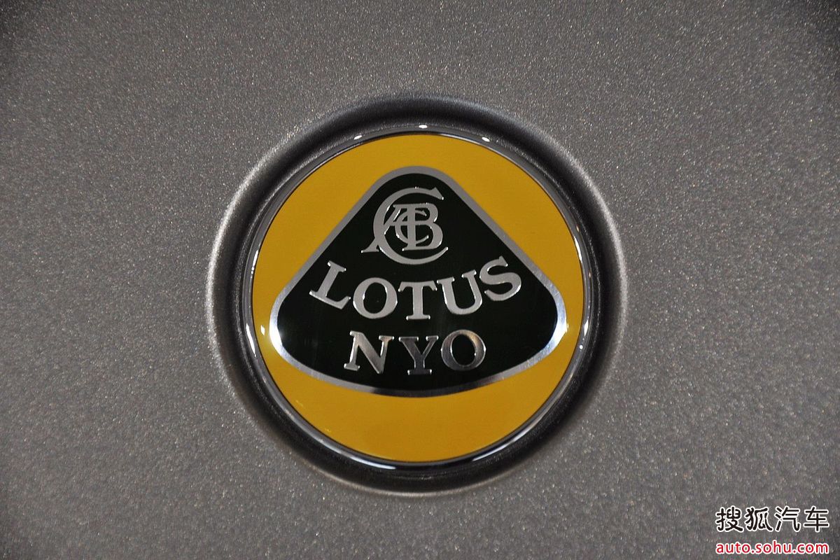  p>路特斯(lotus cars,曾被译为"莲花汽车")是世界著名的跑车与赛车