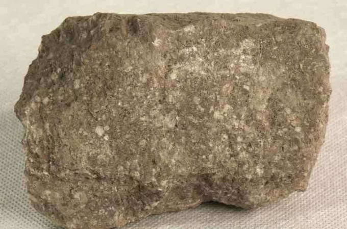  p>岩土(rock and soil)从工程建筑观点对组成地壳的任何一种岩石和土