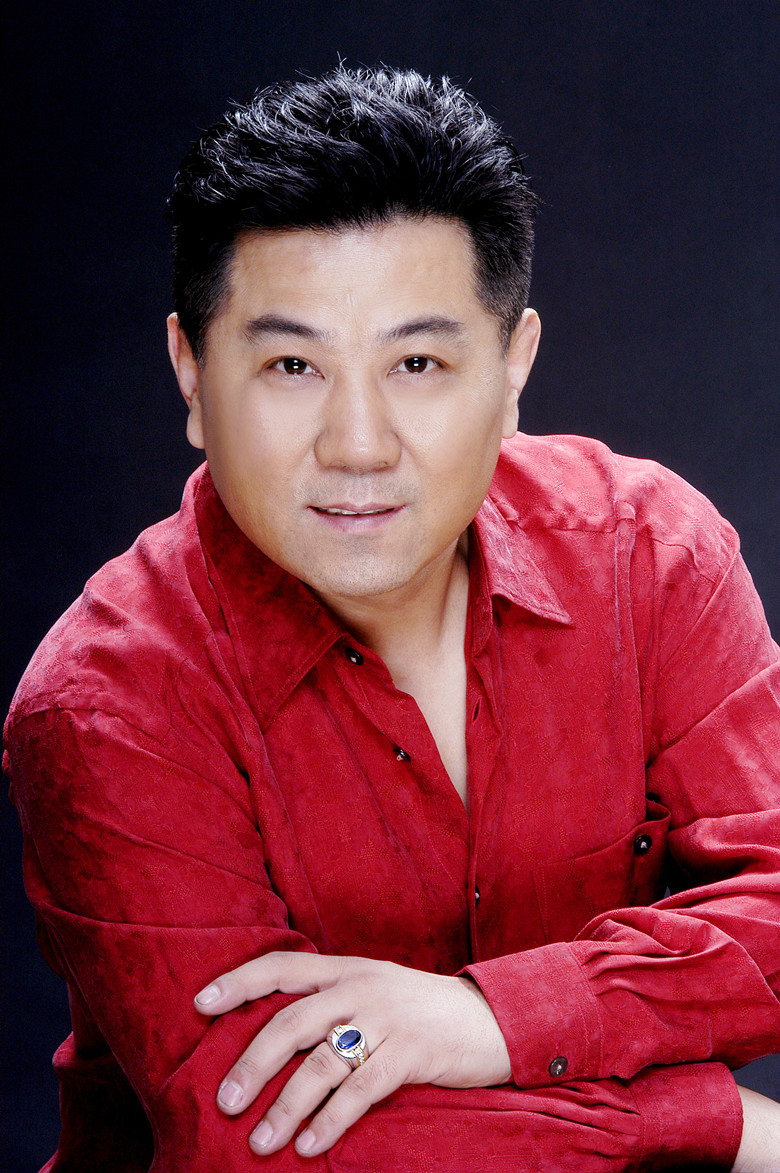  p>王胜利教授集指挥家,男高音歌唱家,音乐教育家