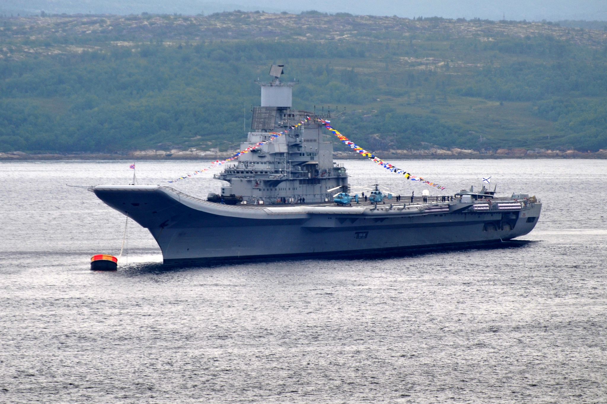  p>1143型航空母舰(俄文:Авианесущие крейсера