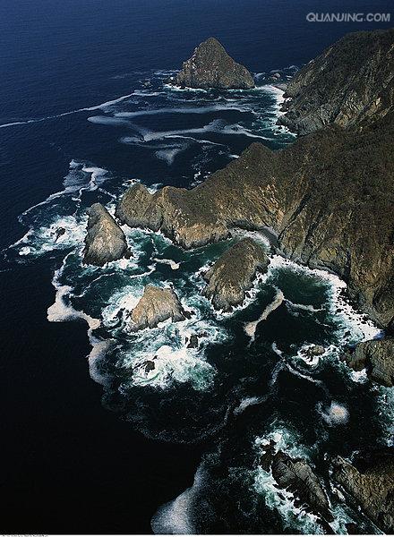 p>太平洋(pacific ocean)是世界上最大,最深,边缘海和岛屿最多的大洋
