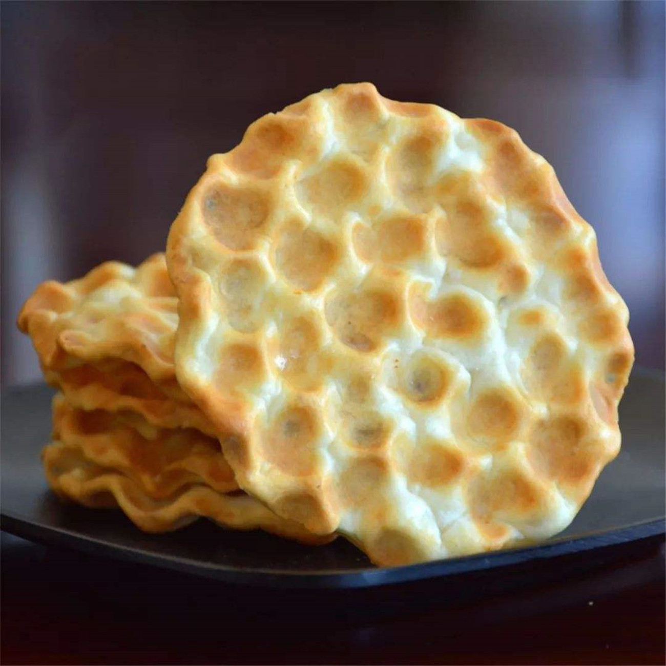 石头饼又称 a target="_blank" href="/item/石子馍/653369" data