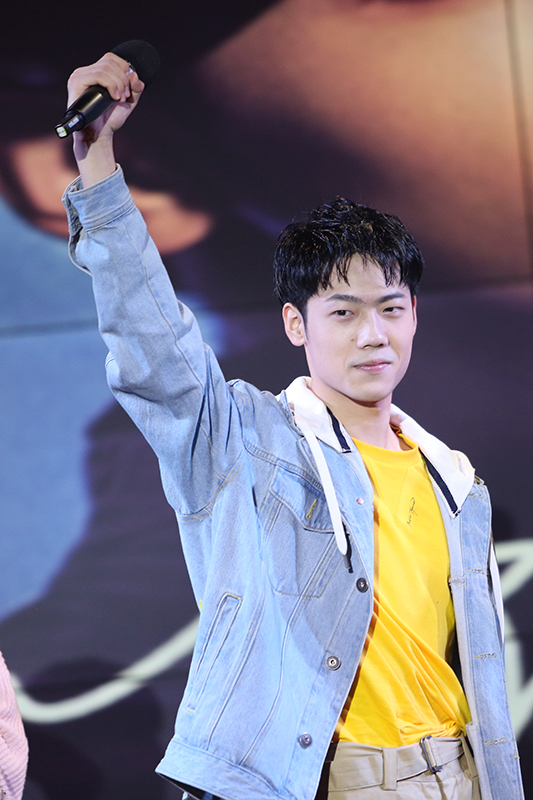  p>娄滋博,2000年5月16日出生于河南省,中国内地