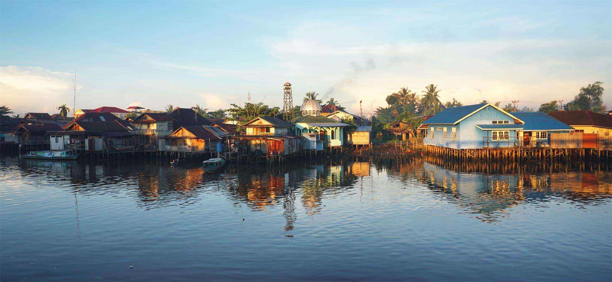  p>加里曼丹岛(kalimantan island)是世界第三大岛,面积74.