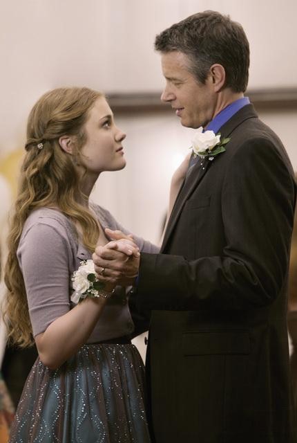  p>电视剧集《狼门血影》,导演为terry mcdonough,由 a href="#">abc