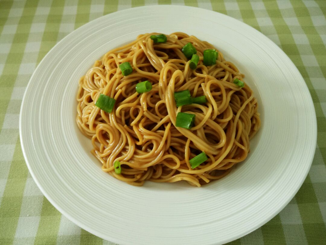 腊味花生酱拌面