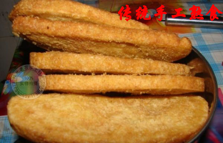  p>江米油糕,又叫软米油糕,糯米油糕,是 a href="#" data-lemmaid="