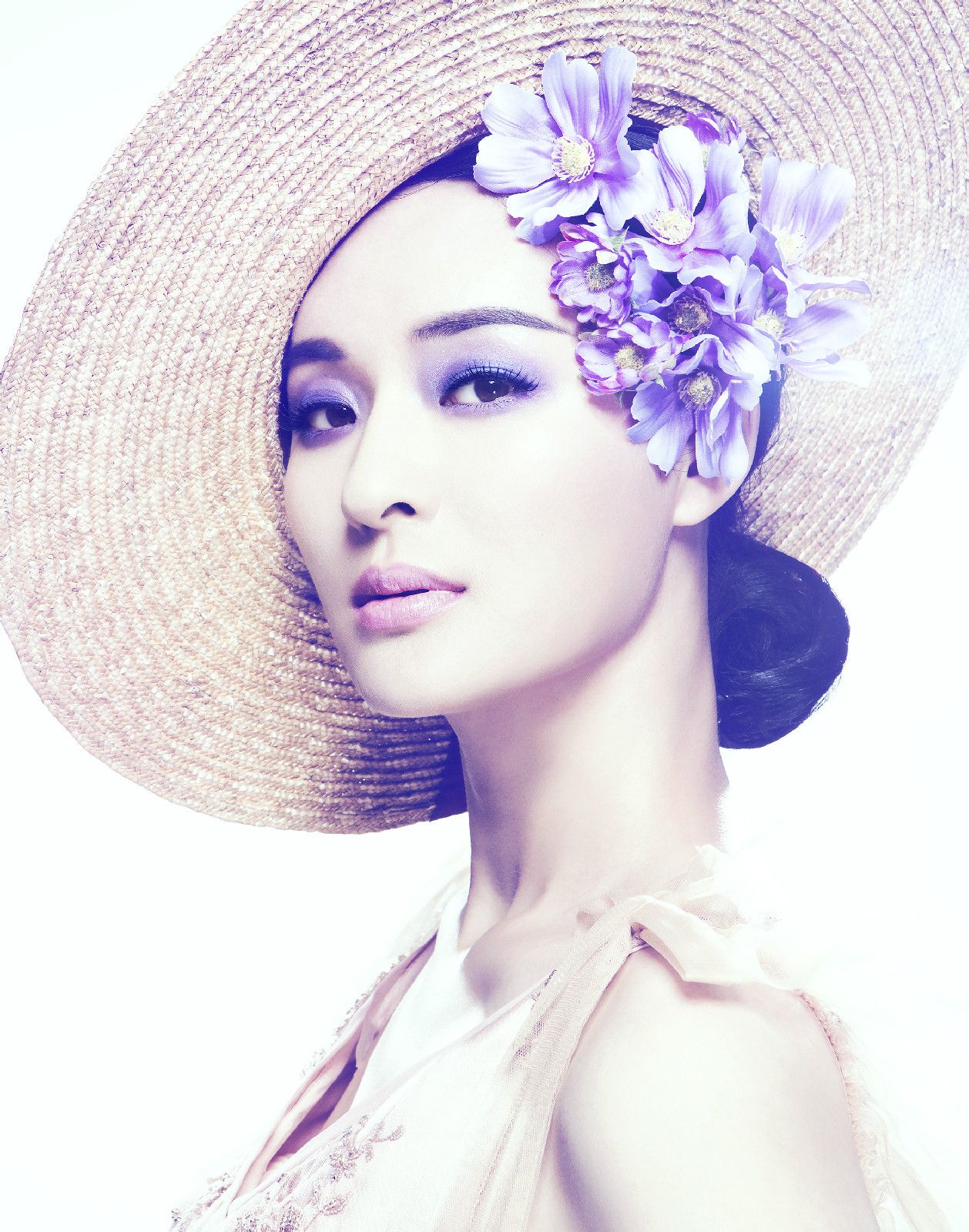 "gnt6soentf">于越,1986年2月23日出生于山东省青岛市,中国内地女演员