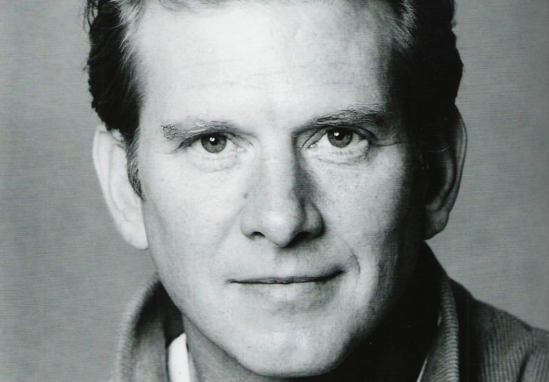  p>詹姆斯·维尔拜(james wilby),英国著名的话剧和电影演员,1958年