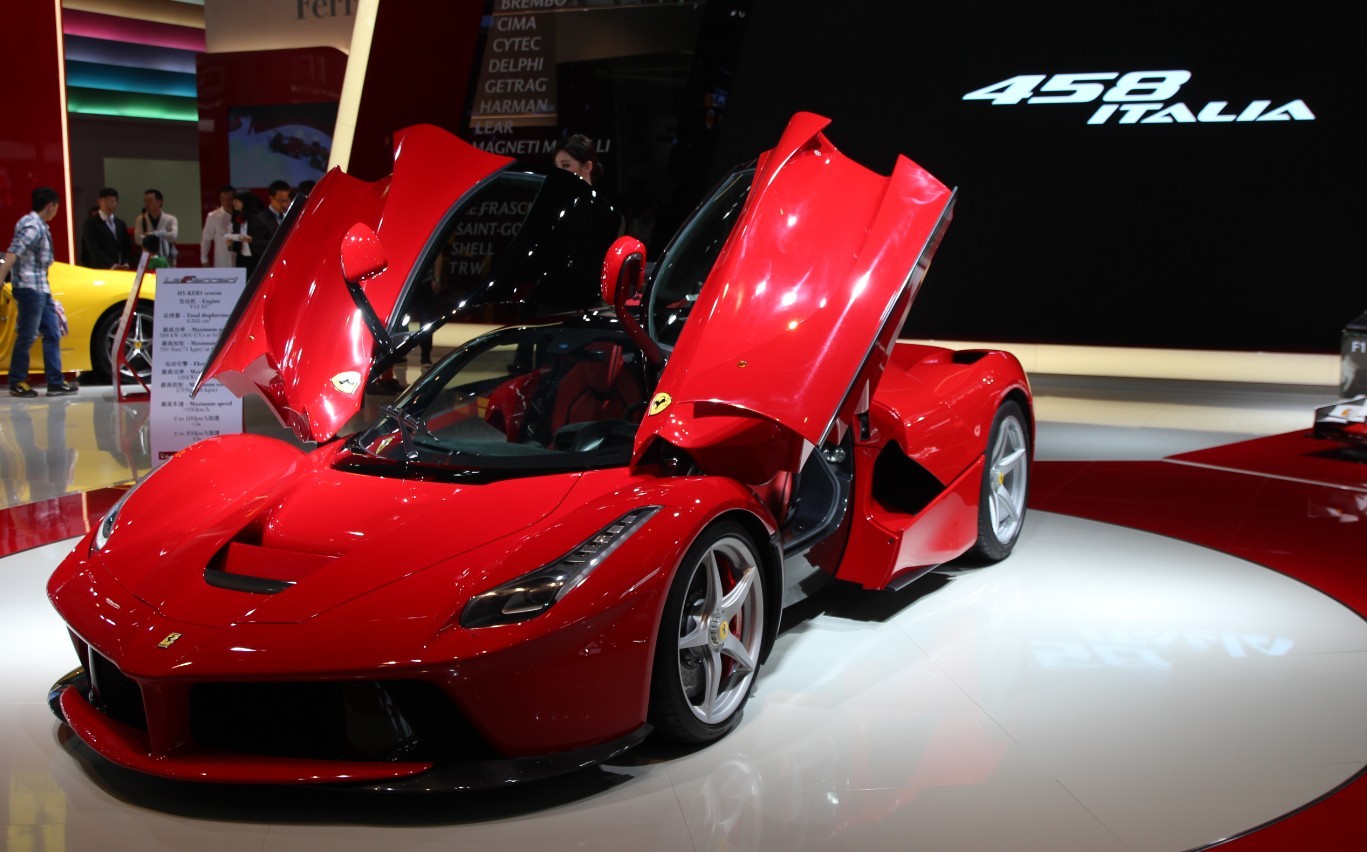 法拉利 laferrari