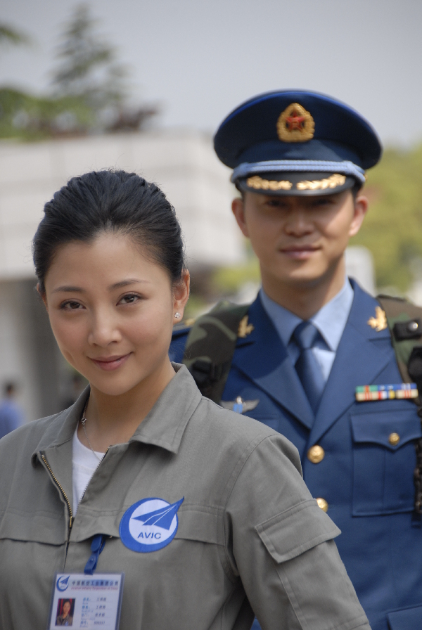  p>《鹰隼大队》是由 a href="#" data-lemmaid="10787311">空军电视