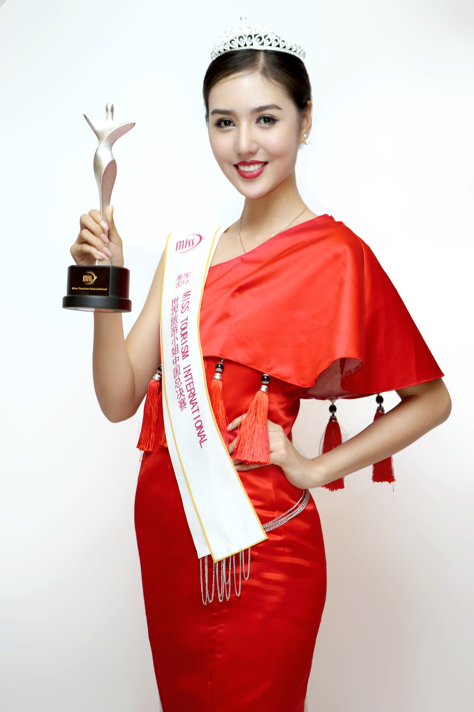 lnternational,一项国际性旅游文化使者评选活动,是全球性的选美赛事