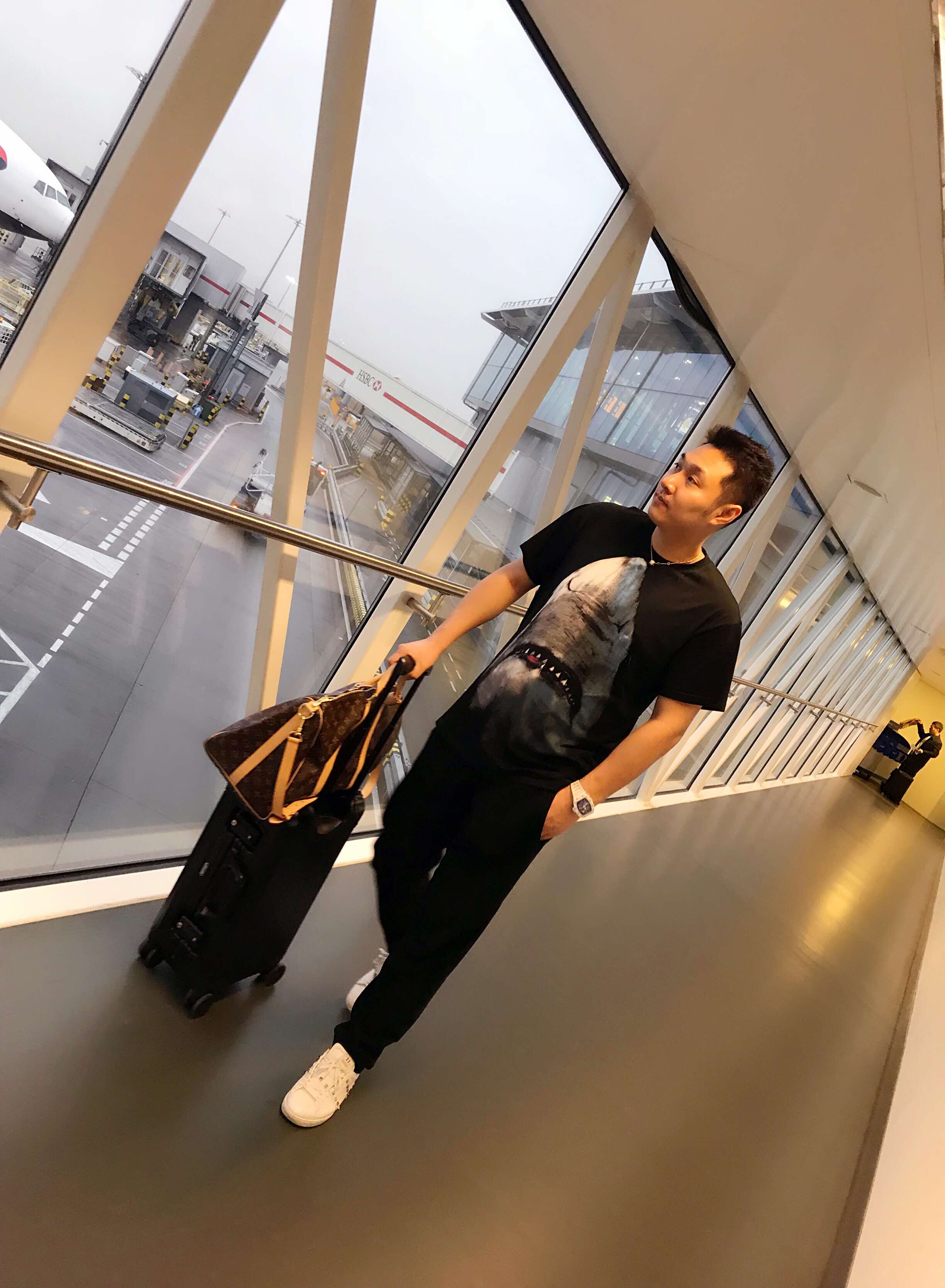  p>王凯峰,英文名jason_wang,1992年6月20出生于辽宁省 a href="#"