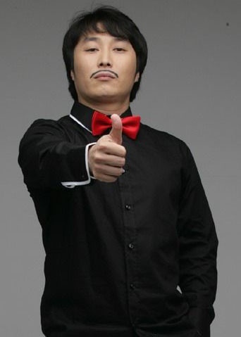 李秀根和金炳万的上流社会