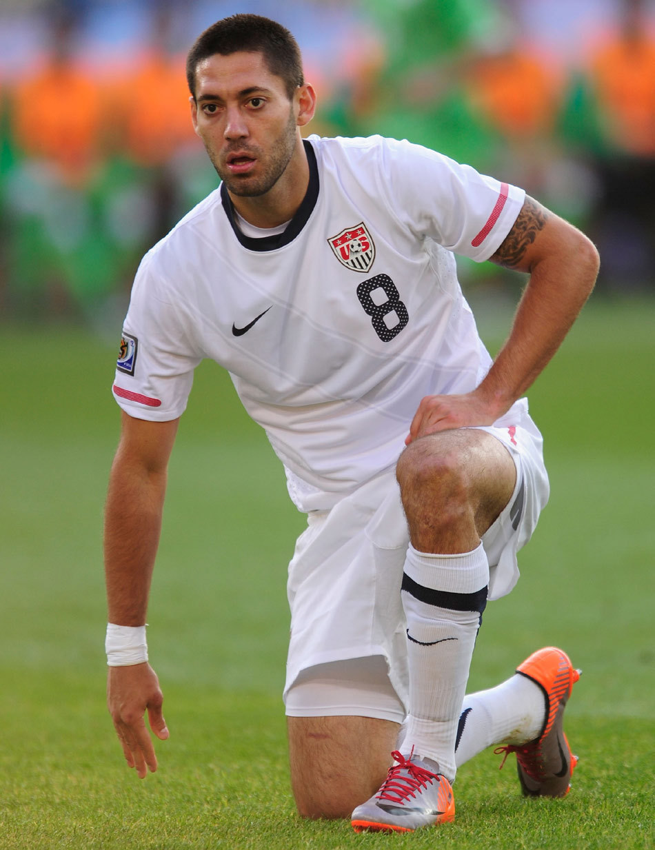  p>克林特·邓普西(clint dempsey),1983年3月9日出生于美国德克萨斯