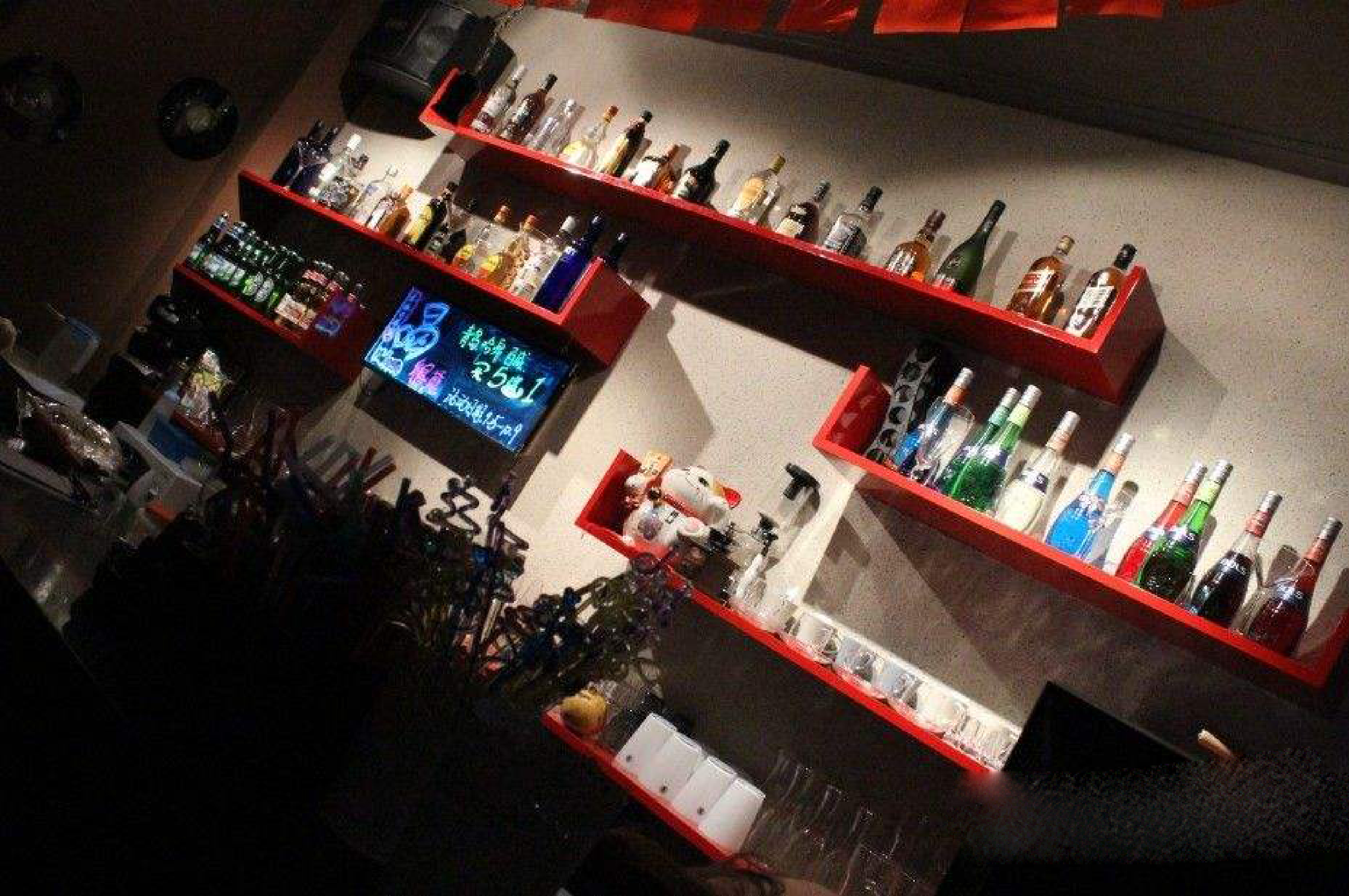  p>vi house清吧是一家位于扬州市的酒吧,营业时间为下午2-00到次日