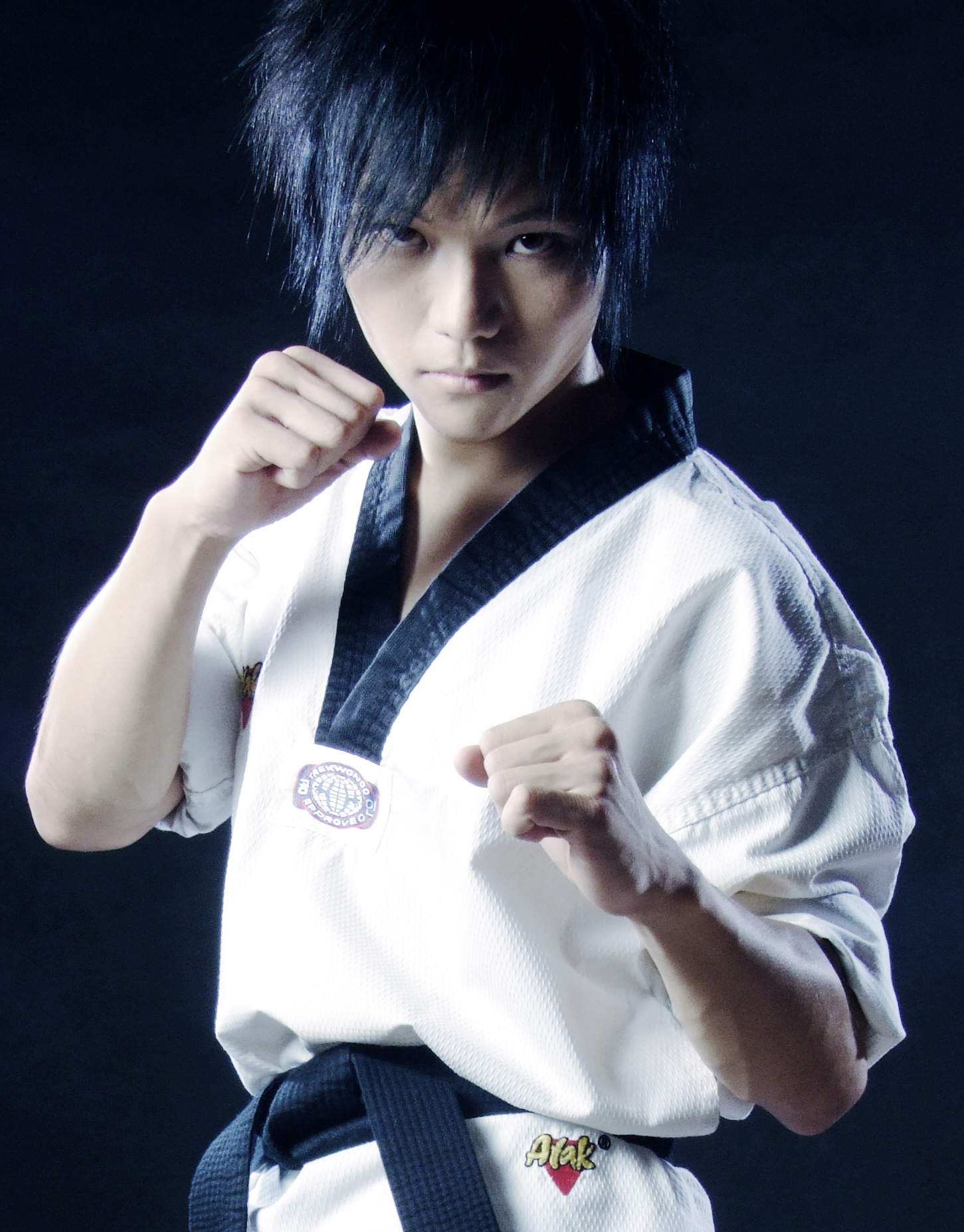 多年以来,洮南十中本着"变管师生为师生管"的办学思想,提出了"师生