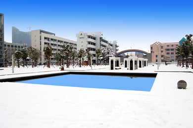 泰兴市第一高级中学