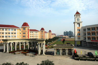  p>南京高等职业技术学校( a href="#" data-lemmaid="8896633">江苏