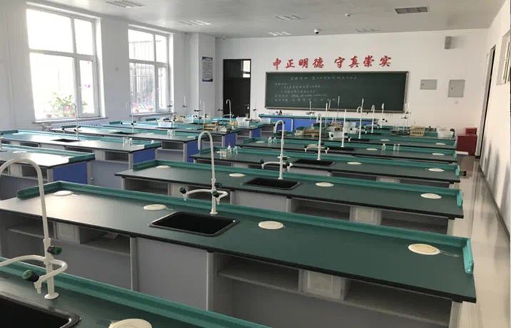  p data-id="gnbp9svuek">哈尔滨市中实学校是哈尔滨市的民办中学