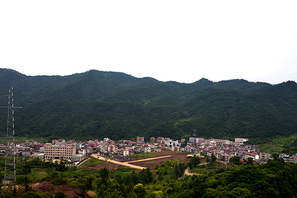  p>该行政村隶属云南省文山州砚山县稼依镇,地处稼依镇东北边,属于