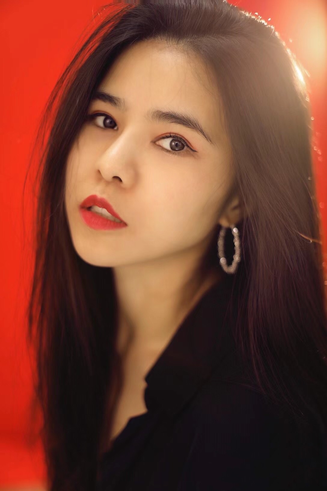  p>彭沛绮,中国内地女歌手.代表作品有:despacito,鬼新娘. /p>