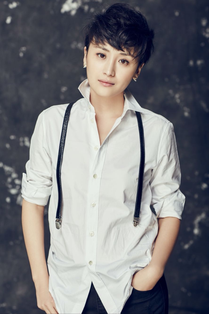  p>傅淼,1980年8月11日出生于山东省青岛市,中国内地影视女演员,主持