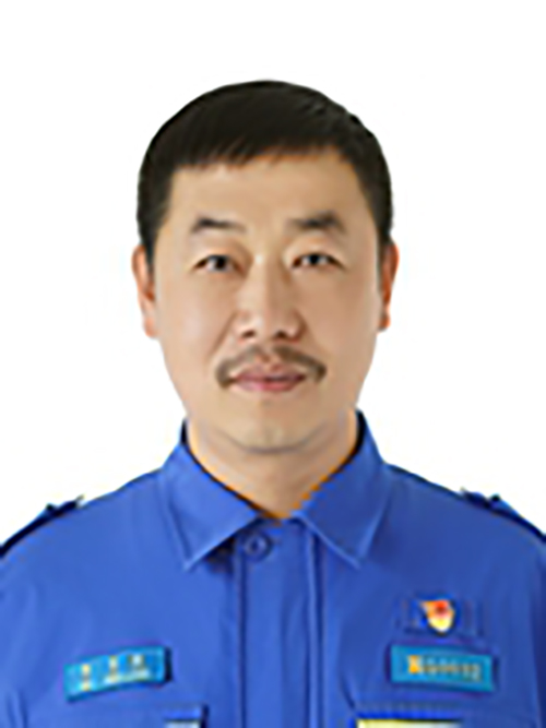  p>白文龙,男,1973年3月生,中共党员,现任河北省张家口农商银行洋河