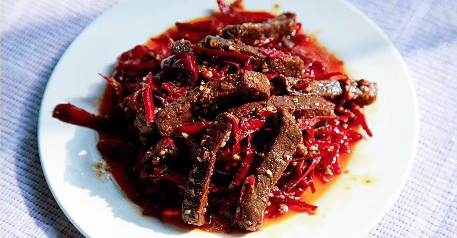 冷吃牛肉是 a target="_blank" href="/item/四川自贡">四川自贡 /a>