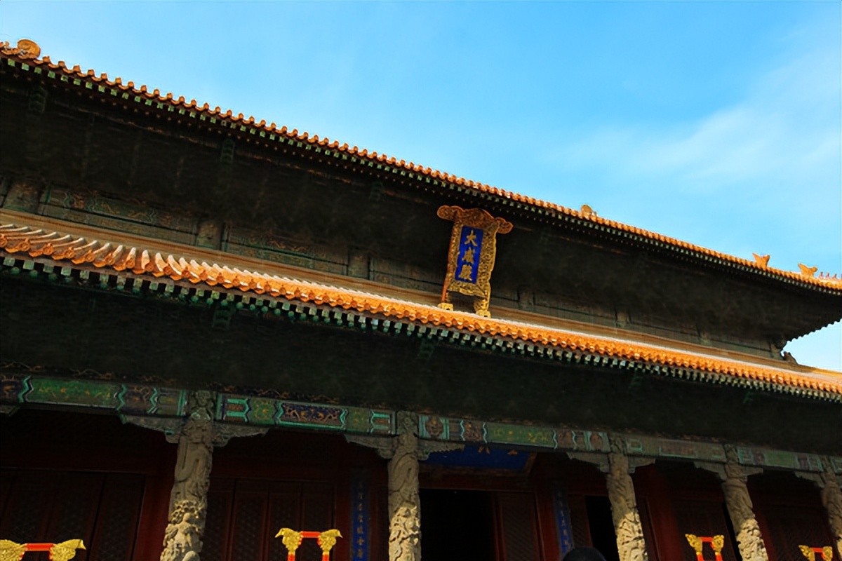 除了“勾心斗角”的特色建筑外，曲阜孔庙内还有两样绝世孤品_百科TA说