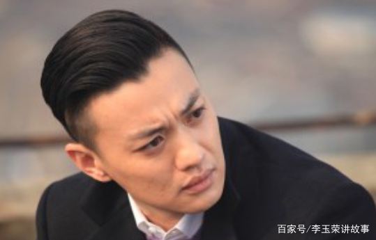 实力男演员周一围，把表演当成信仰，妻子善解人意两人幸福美满！_百科TA说