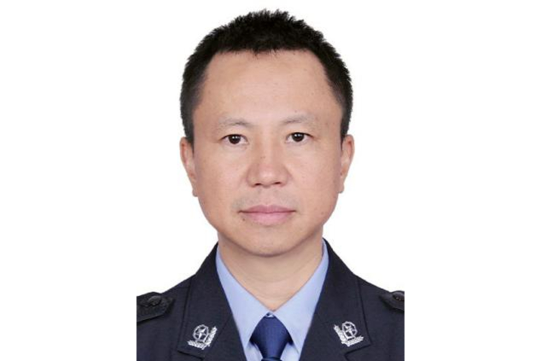  /p> p>现任广西北海市人民政府副市长,党组成员,市公安局局长,党委