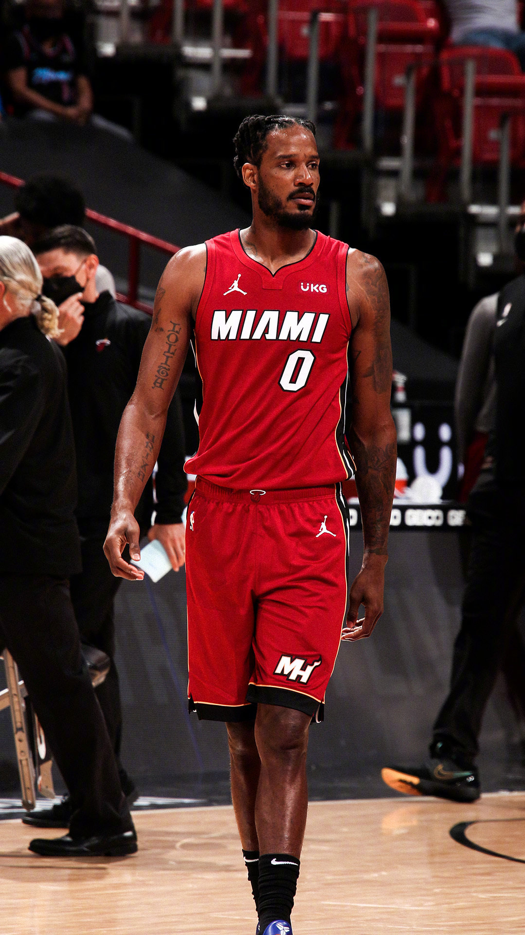 特雷沃·安东尼·阿里扎