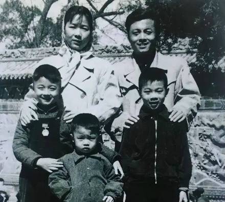 田华（中国著名表演艺术家，“人民艺术家”国家荣誉称号获得者）_百度百科