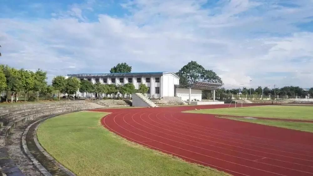 广西职业师范学院