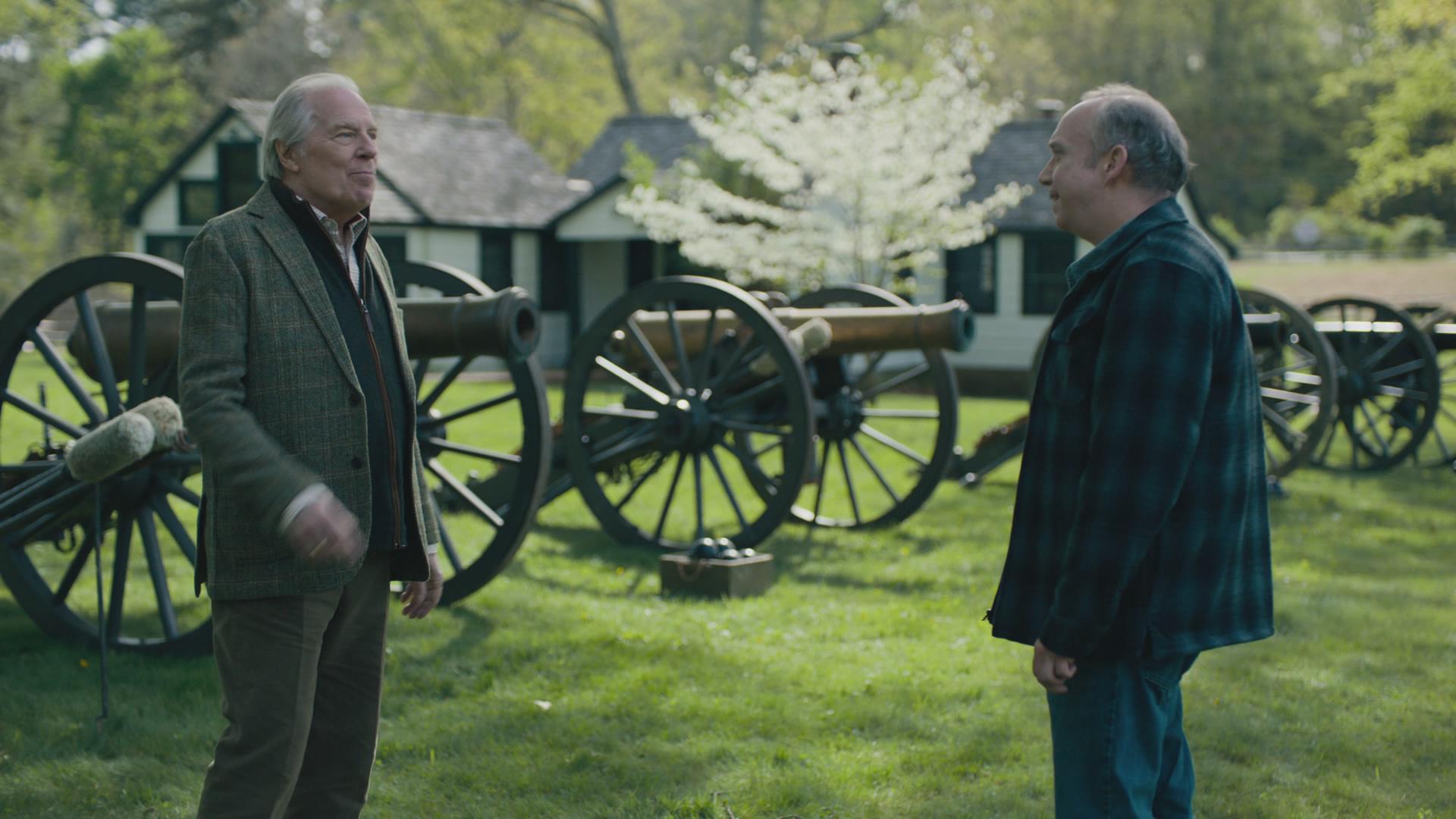 玛姬·丝弗,戴米恩·路易斯,蔡斯·凯利主演的剧情电视剧,该剧于2022