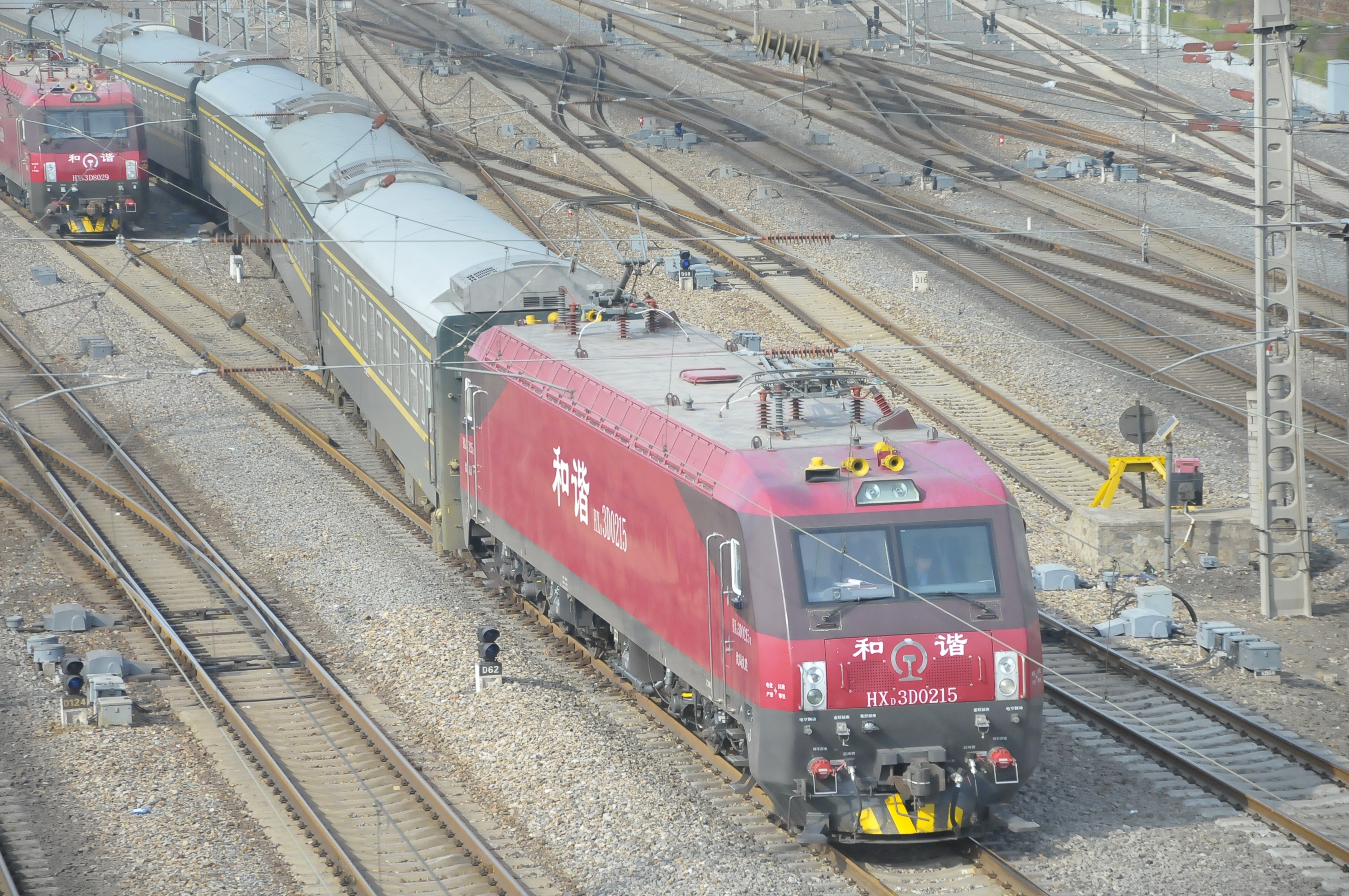 和谐3d型电力机车