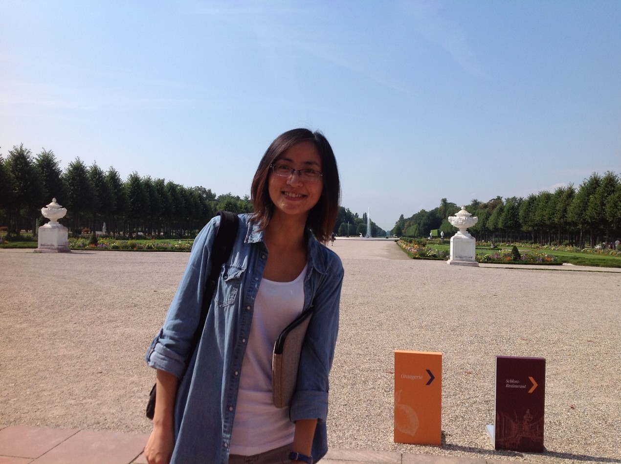  p>李佳慧,1983年出生,女, a target="_blank" href="/item/博士