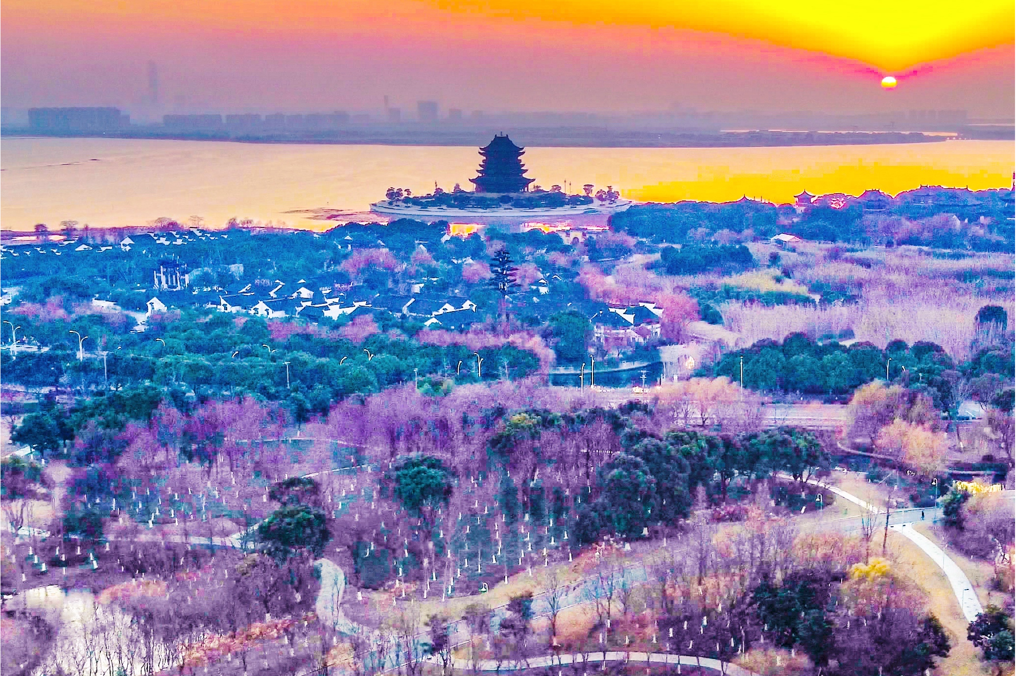  p>莲池湖公园是位于 a target="_blank" href="/item/苏州工业园区