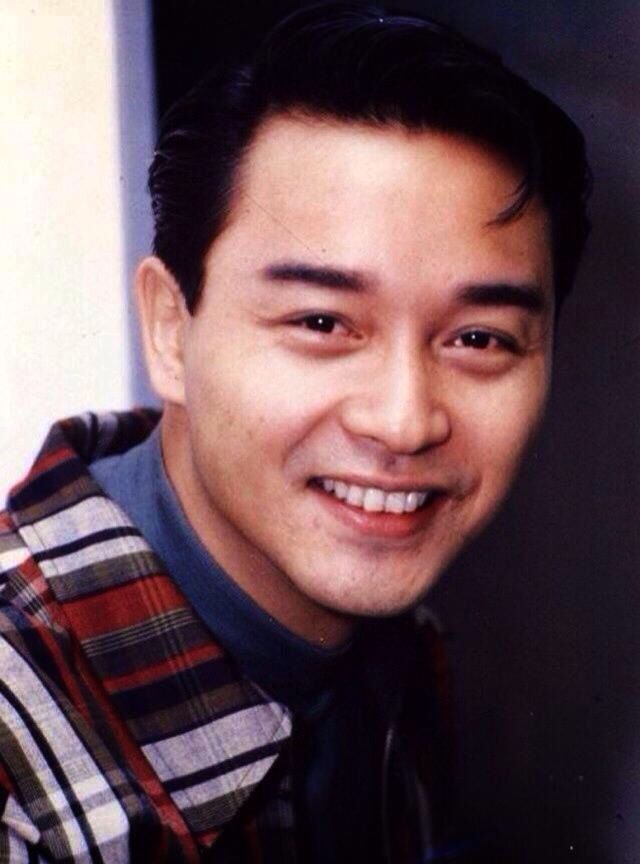  p>张国荣(1956年9月12日-2003年4月1日),出生于香港,中国香港男歌手