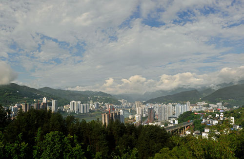  p>武隆区属重庆市辖区,位于 a target="_blank" href="/item/重庆市